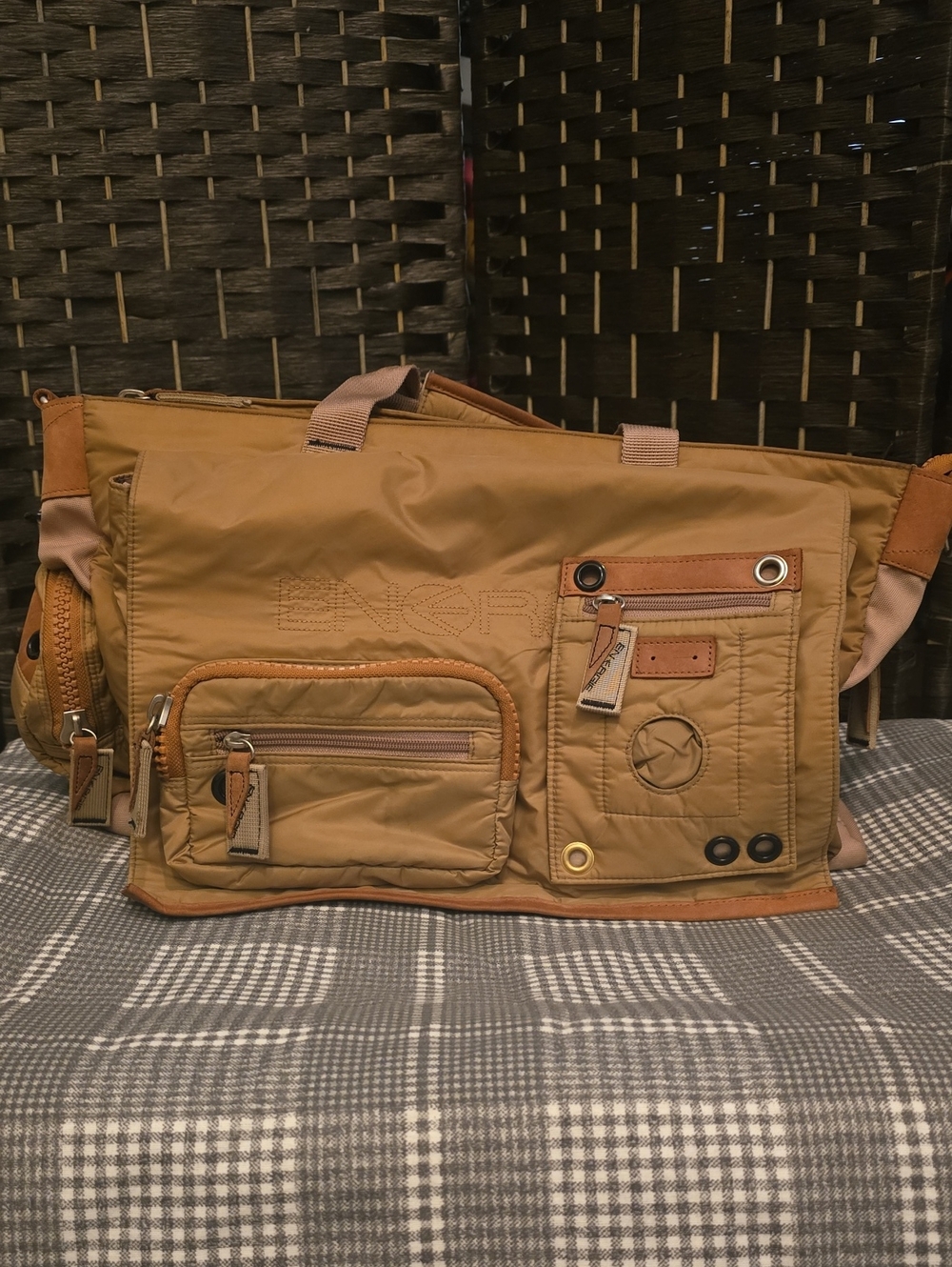 Vintage Y2K Energie Men’s Large Messenger Utility Cargo Bag, EUC